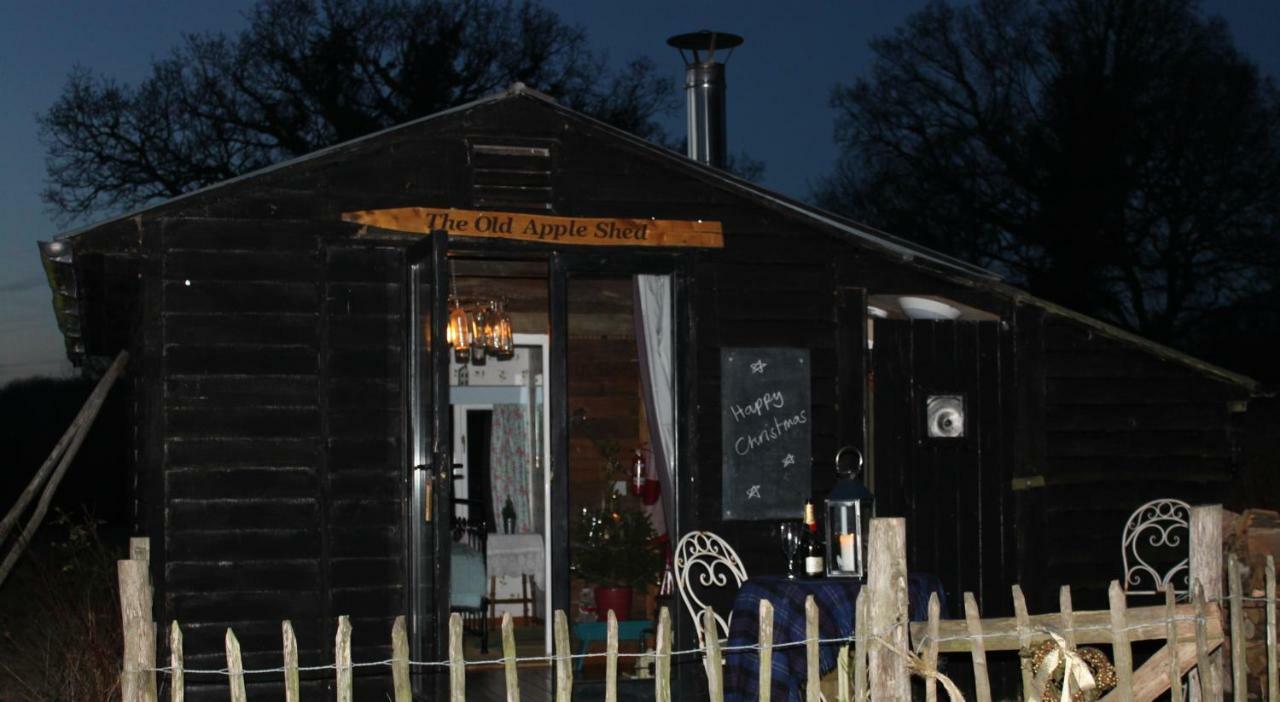 The Old Apple Shed Cosy Heated Cottage In A Meadow Close To The Charming Village Of Bethersden Ashford  Exterior photo